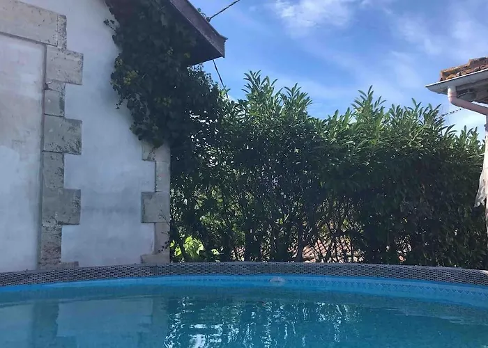 Maison à Avec Piscine Hors-sol Casa vacanze *